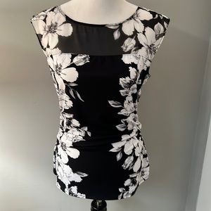 WHBM Floral tunic, black, gray, and white. Size medium